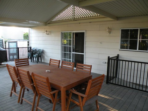 Smith Street Villa Naracoorte - Accommodation in Surfers Paradise 1