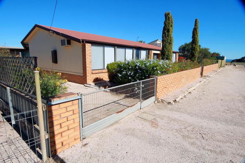 Smoky Bay Holiday House - Accommodation in Surfers Paradise 2
