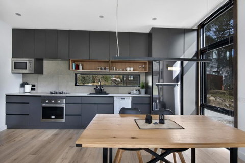 Snohus 1 - Accommodation in Surfers Paradise 1