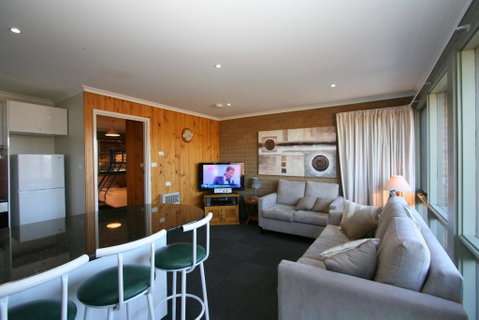Snowy Saga 1 - Jindabyne - Accommodation in Surfers Paradise 0