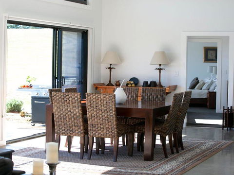 Somerton Ridge - The Perfect Rural Retreat - Accommodation in Surfers Paradise 1