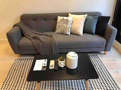 South Yarra Claremont Apartment - Accommodation in Surfers Paradise 2