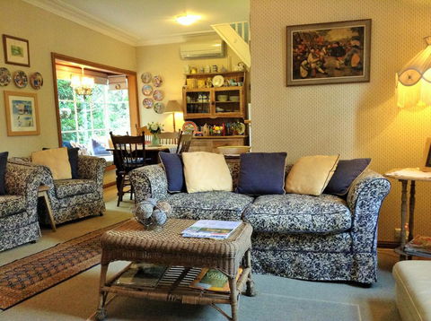 Southdown Cottage - Accommodation in Surfers Paradise 2