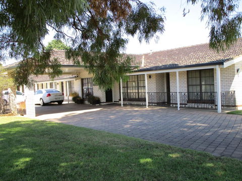 Southern Comfort Motor Inn - Accommodation in Surfers Paradise 0