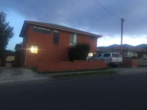 Spacious And Central To CBD - Accommodation in Surfers Paradise 3