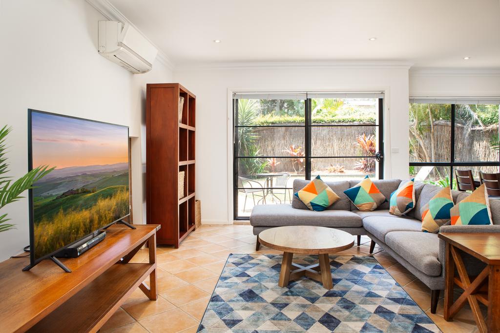 Avalon Beach NSW Accommodation in Surfers Paradise