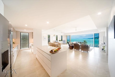 Splendeur Sur La Mer Premiere - Accommodation in Surfers Paradise 1