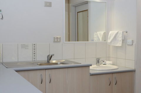 Sportsmans Motor Inn - Accommodation in Surfers Paradise 1