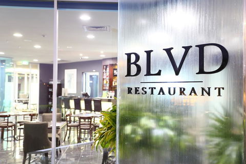 Springfield Lakes Boutique Hotel - Accommodation in Surfers Paradise 3