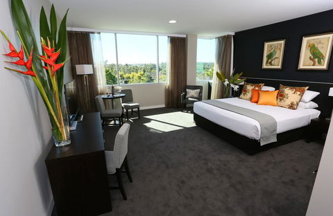 Springfield Lakes Boutique Hotel - Accommodation in Surfers Paradise 1