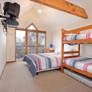 Square Bear-DPA - Accommodation in Surfers Paradise 2