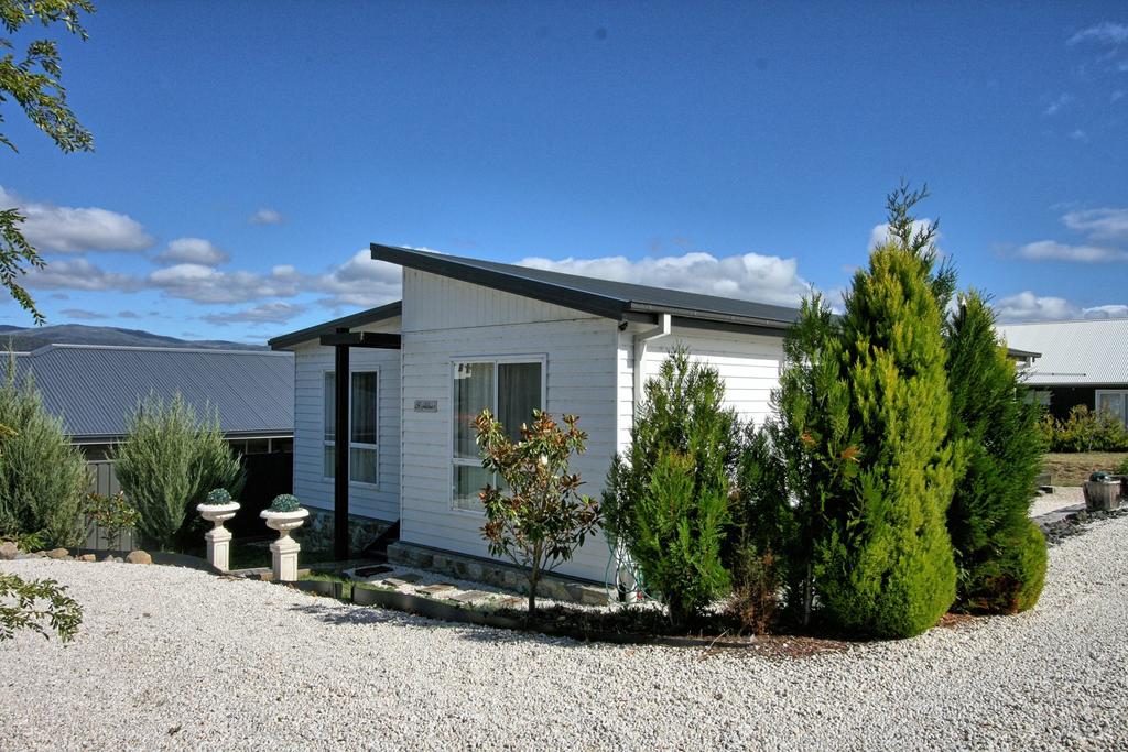 Jindabyne NSW Accommodation in Surfers Paradise