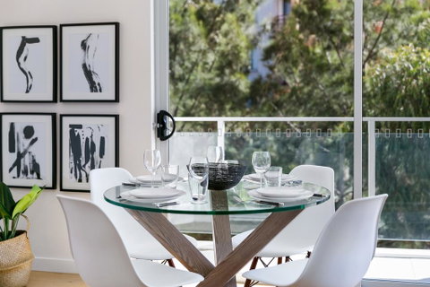 St Leonards Self-Contained Two-Bedroom Apartment (803NOR) - Accommodation in Surfers Paradise 2