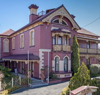 Stannum House - Accommodation in Surfers Paradise
