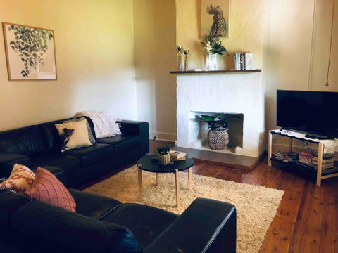Stanton House, Central,Pets Welcome,Free WiFi&Breakfast! - Accommodation in Surfers Paradise 2