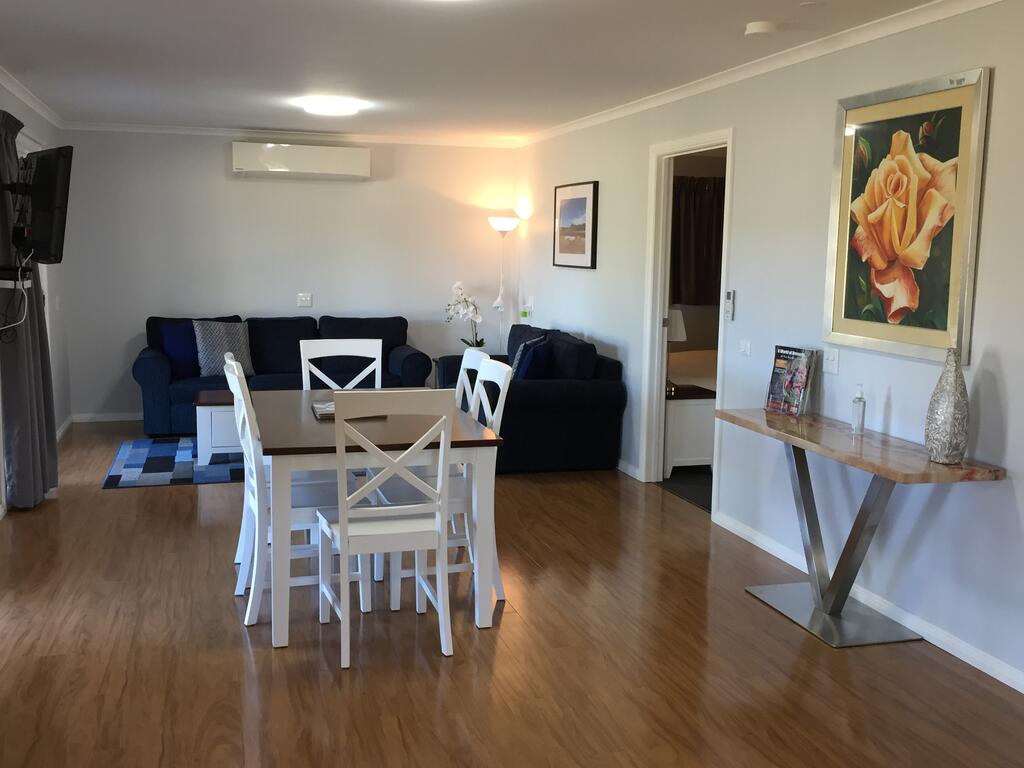 Broke NSW Accommodation in Surfers Paradise