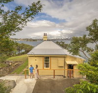 Steele Point Cottage - Accommodation in Surfers Paradise