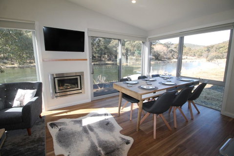 Stillwater Lodge - Accommodation in Surfers Paradise 0