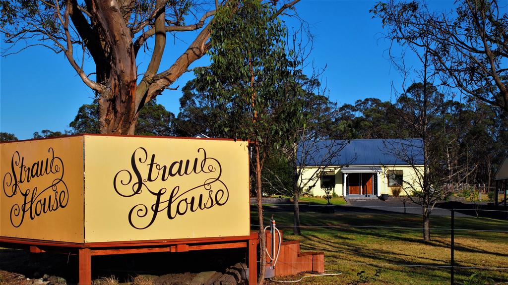 Mincha ACT Accommodation in Surfers Paradise