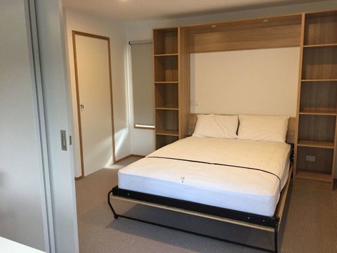 Studio 13 - Accommodation in Surfers Paradise 1