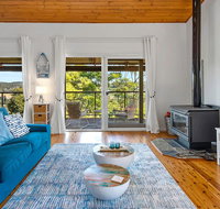 Stylish Renovated Home - Ocean Views - Fireplace - Accommodation in Surfers Paradise
