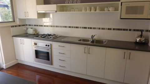 Subistay - Accommodation in Surfers Paradise 3