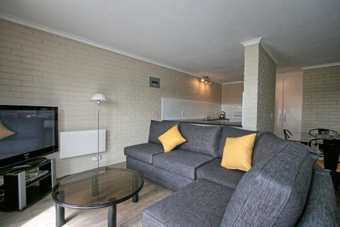 Summit 12/35 Clyde Street - Accommodation in Surfers Paradise 0