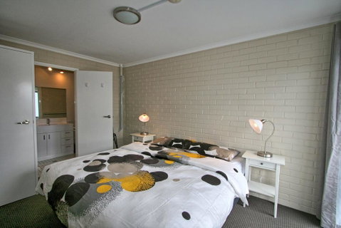 Summit 12/35 Clyde Street - Accommodation in Surfers Paradise 3