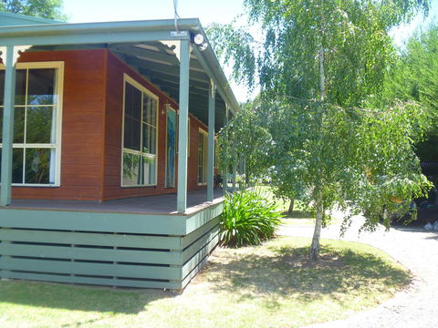 Sunburst Retreat - Accommodation in Surfers Paradise 2