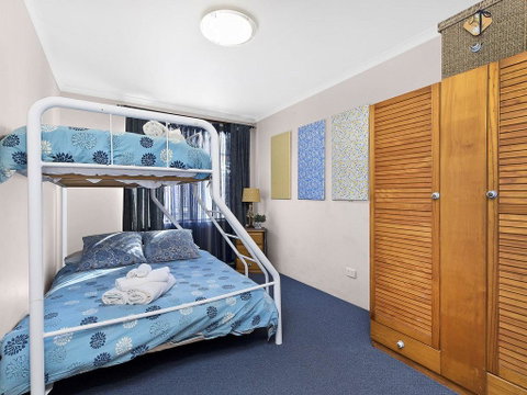 Sundowner Apartment 2 - Accommodation in Surfers Paradise 2