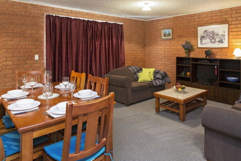 Sunrise 9 - Accommodation in Surfers Paradise 1