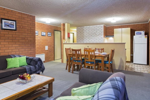 Sunrise 9 - Accommodation in Surfers Paradise 0