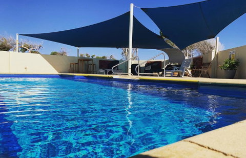 Sunset Beach Holiday Park - Accommodation in Surfers Paradise 2
