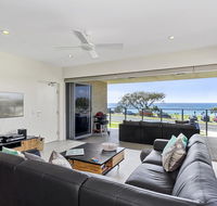 Surf 101 on Cabarita Beach - Accommodation in Surfers Paradise