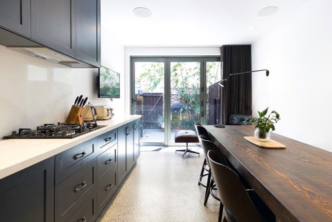 Surfside Luxury In The Heart Of Manly - Accommodation in Surfers Paradise 1