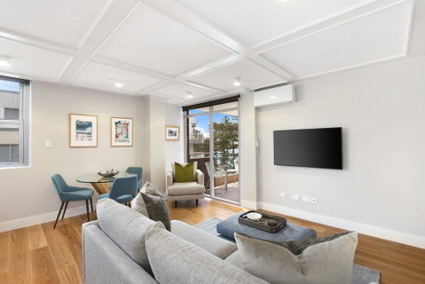 Surfways Executive Apartment At Manly Beach - Accommodation in Surfers Paradise 1