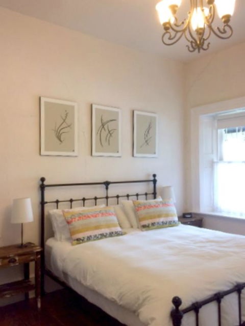 Surgeon's Cottage - Accommodation in Surfers Paradise 3