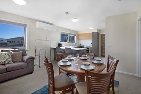 T-Bar On Twynam - Accommodation in Surfers Paradise 1