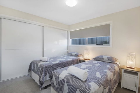 T-Bar On Twynam - Accommodation in Surfers Paradise 3