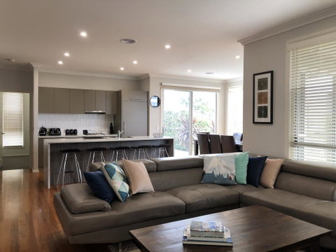 Taboga, 3 Bedroom, 3 Bathroom Villia - Accommodation in Surfers Paradise 0