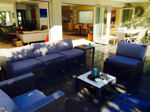 Tali Oak Beach House - Accommodation in Surfers Paradise 2