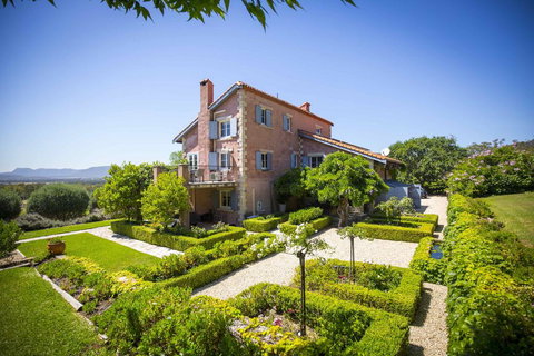 Talits Vineyard Estate - Accommodation in Surfers Paradise 0