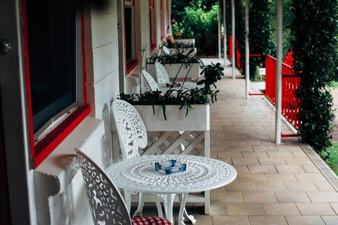 Tall Trees Motel Mountain Retreat - Accommodation in Surfers Paradise 2