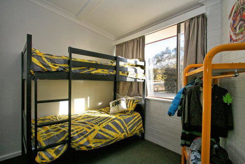 Tanderra 16/28 Park Road - Accommodation in Surfers Paradise 1