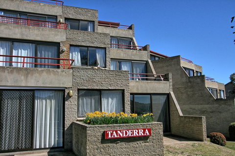 Tanderra 16/28 Park Road - Accommodation in Surfers Paradise 0