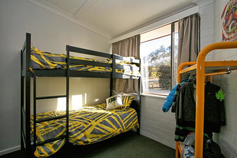 Tanderra 16/28 Park Road - Accommodation in Surfers Paradise 1