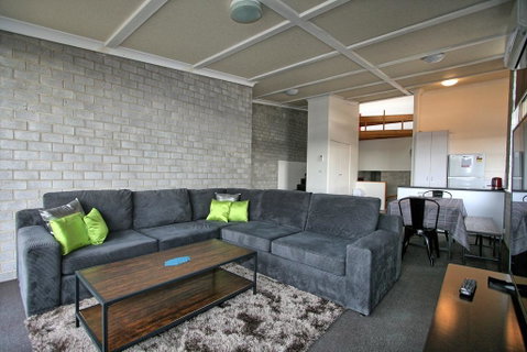 Tanderra 18/28 Park Road - Accommodation in Surfers Paradise 0
