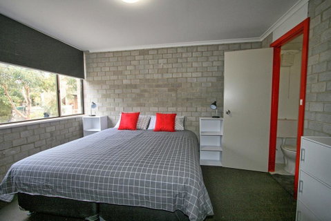 Tanderra 18/28 Park Road - Accommodation in Surfers Paradise 1