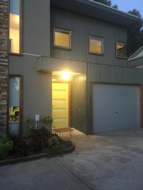 Tangles - Accommodation in Surfers Paradise 0