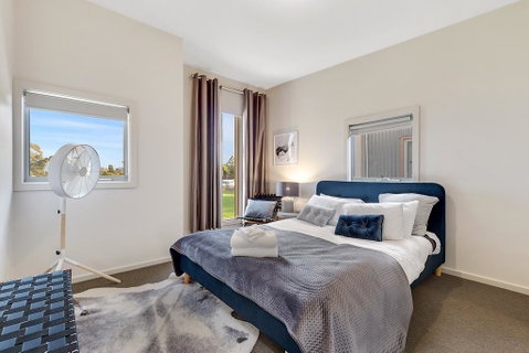 Tangles - Accommodation in Surfers Paradise 1